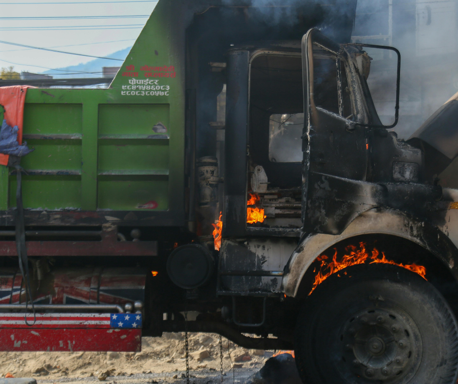 Hit by a Garbage Truck in AZ? City vs. Private Lawsuits